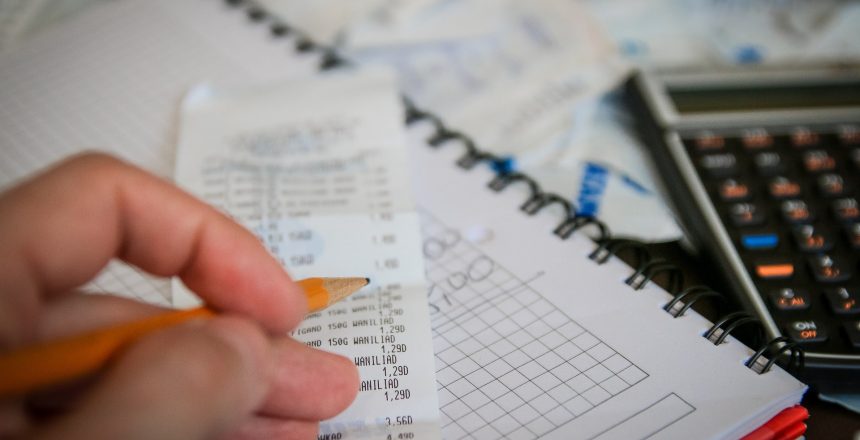 Bookkeeping Mistakes Everyone Falls For (And Fixes For Each Issue)